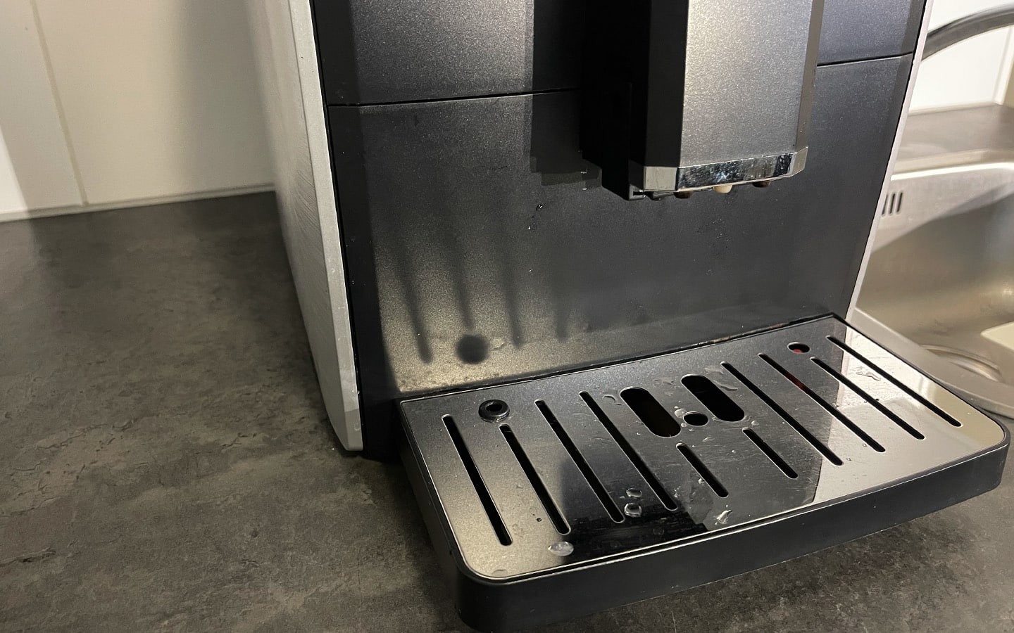 Koffiemachine uitloop verstopping opgelost
