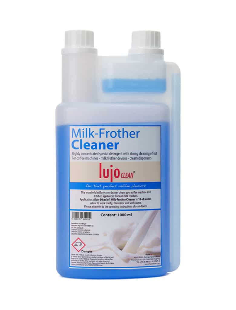 Lujo Clean milk forther cleaner voorkant